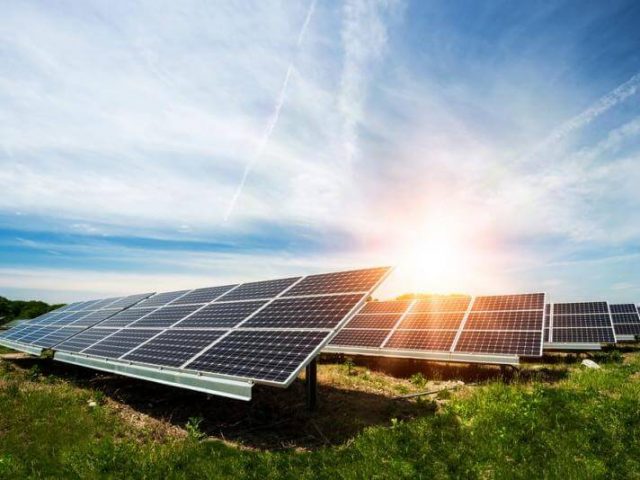 Năng lượng mặt trời là gì, ưu nhược điểm và ứng dụng thực tế 1